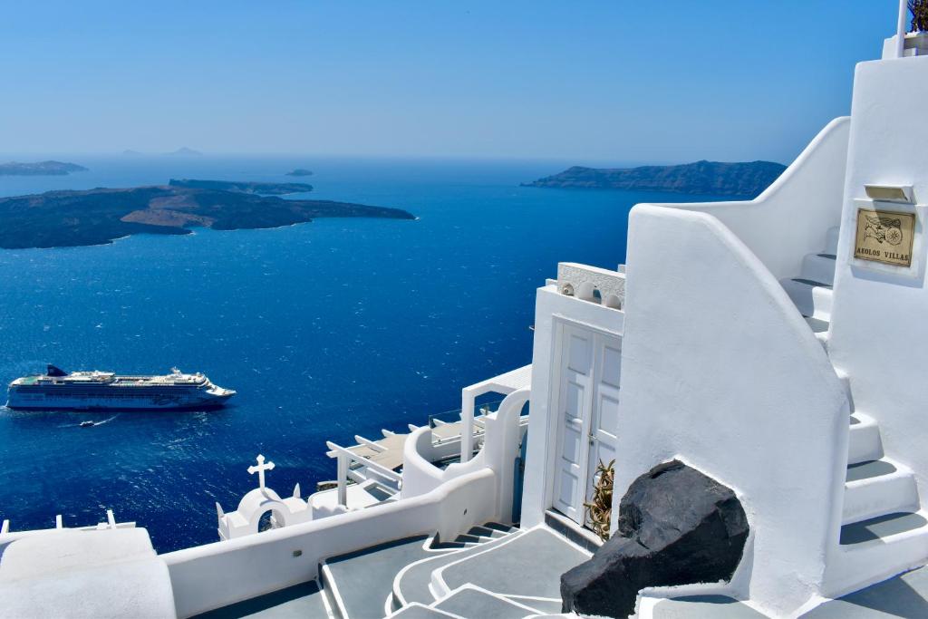 Guide to Accommodation Choices in Greece